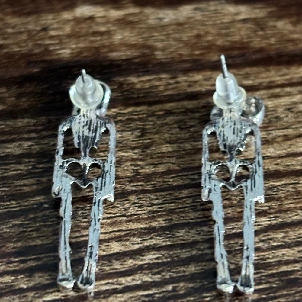 Silver Skeleton Drop Earrings Moveable Head Gothic Halloween Jewelry